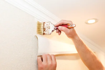 Pose de papier peint à Laas — revêtements muraux et toiles de verre